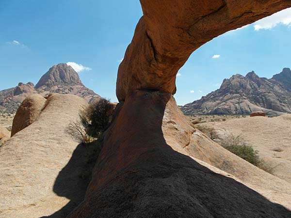 Pintura de la roca spitzkoppe