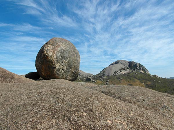 Hipporots en hol, Paarl-Berg