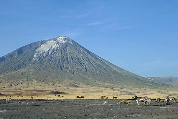 Oldonyo Lengai mendia, Tanzania