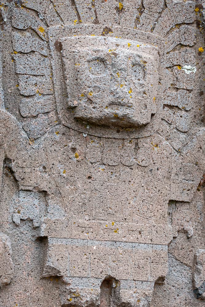 Резьба по воротам Солнца, храм Каласасайя, Тиауанако