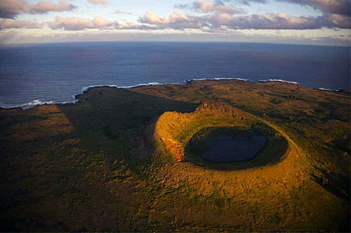 vulcão rano-raraku