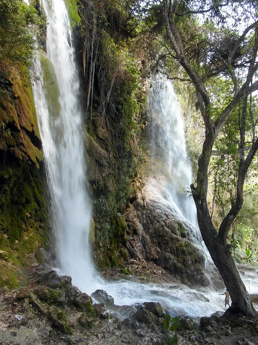 Saut-d'Eau-waterval