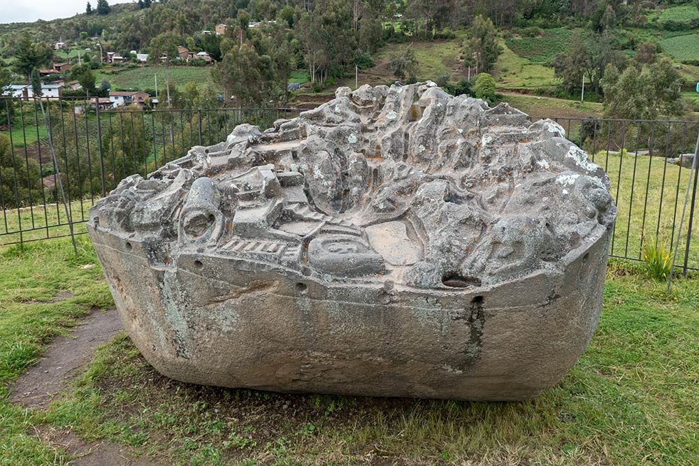 Piedra de Sayhuiteko aztarnategi inka