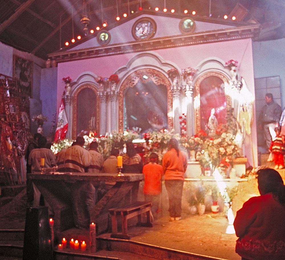 Interno della Chiesa, sede del Festival di Qoyllorit'i