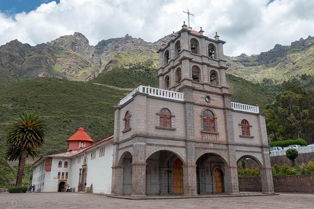 Santuario de Senor de Huanca, San Salvador