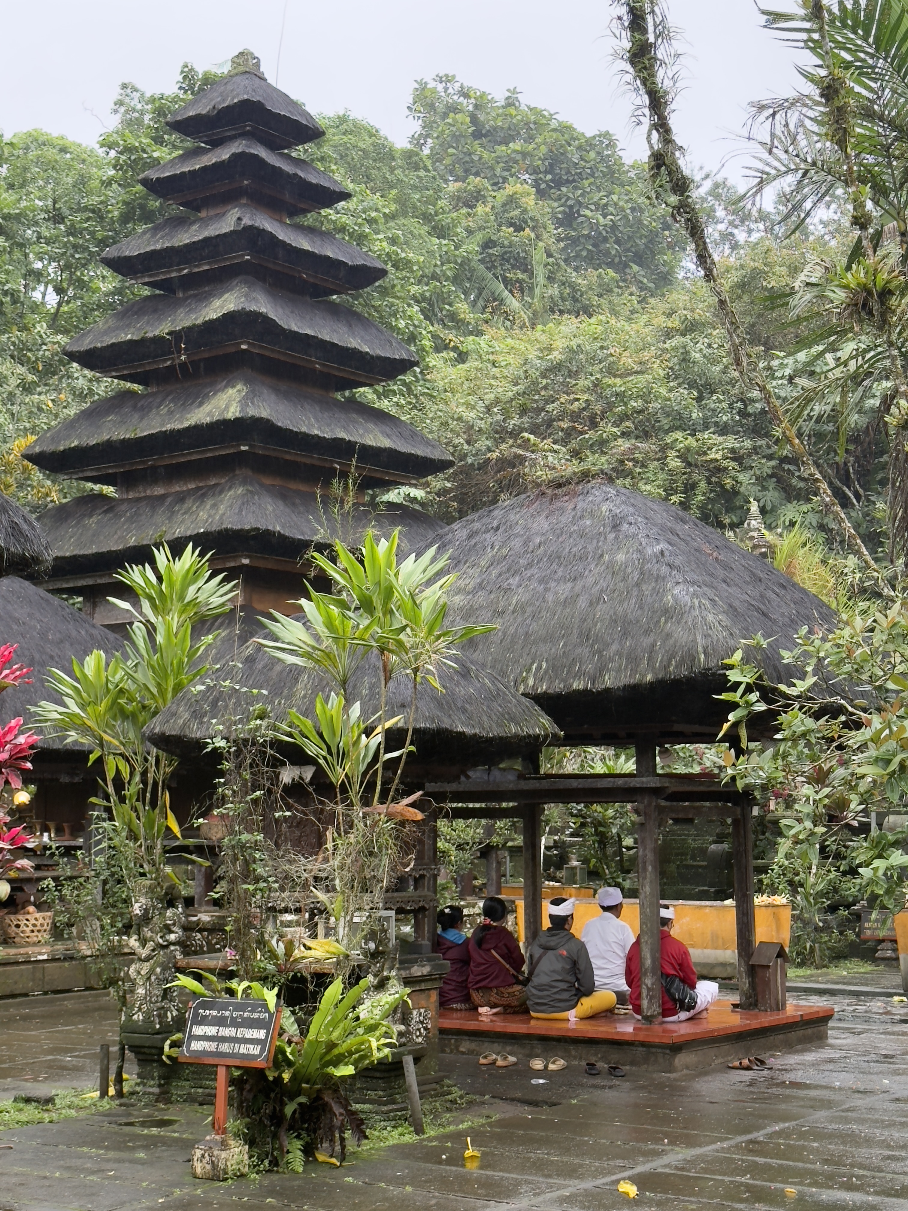 Pura Luhur Batukao
