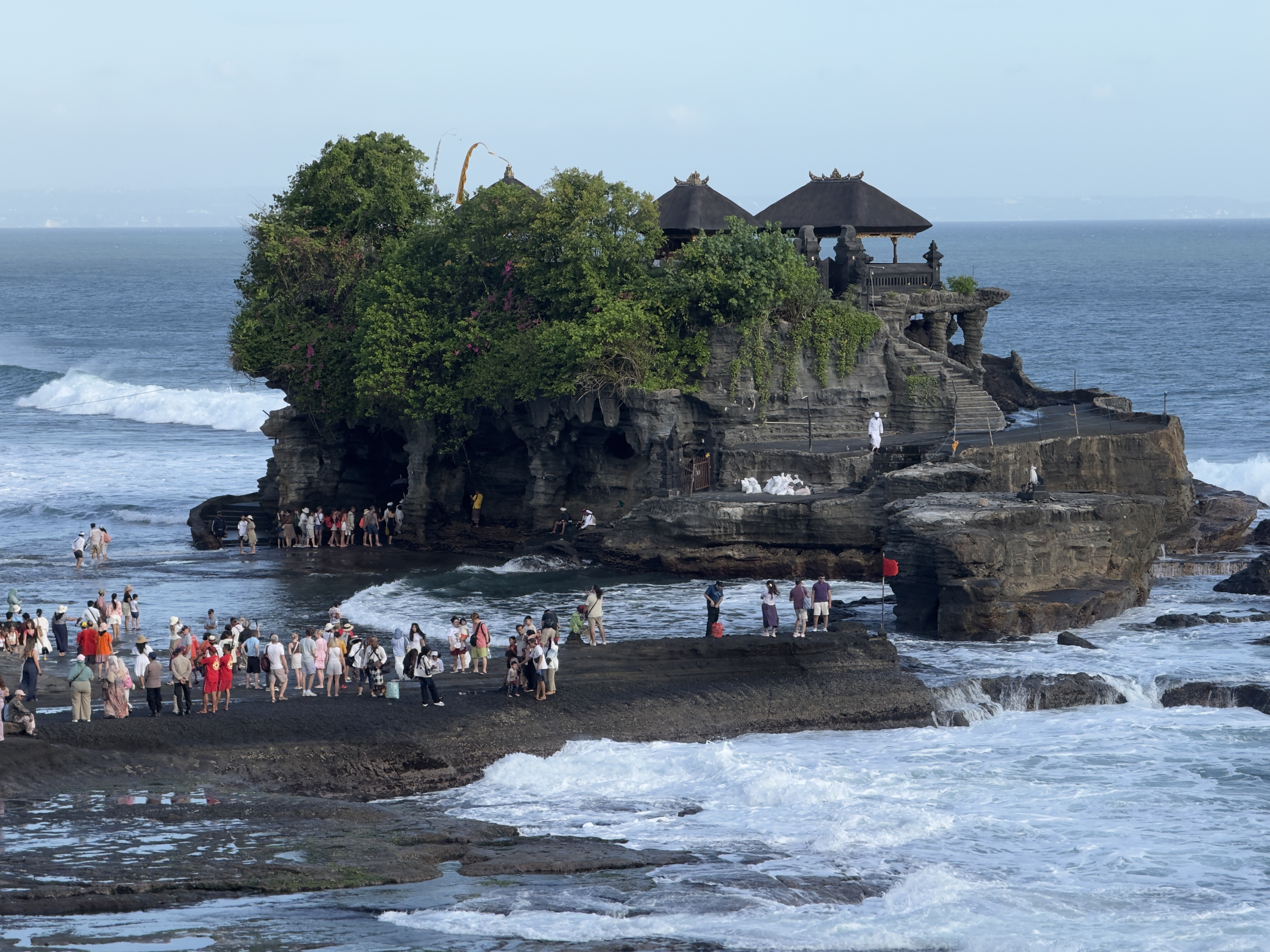 Pura Luhur Tarah Lot