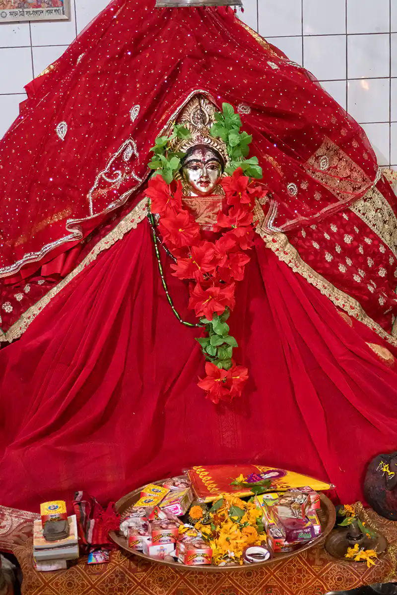 Estatua de la diosa Bhabani, Bhabanipur Shakti Pitha