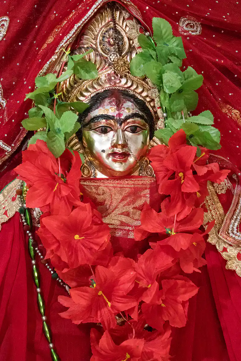 Estatua de la diosa Bhabani, Bhabanipur Shakti Pitha