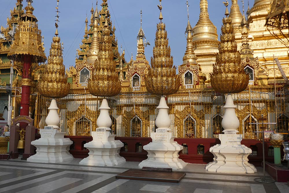 Шве Сан Тау Пагода, Пяй