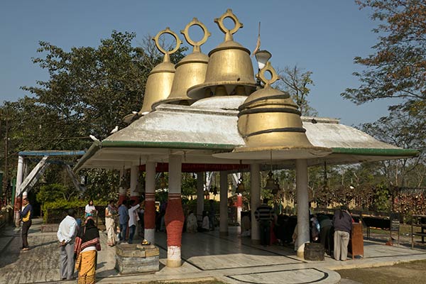 Templo de Tilinga Mandir, Bordubi, Assam