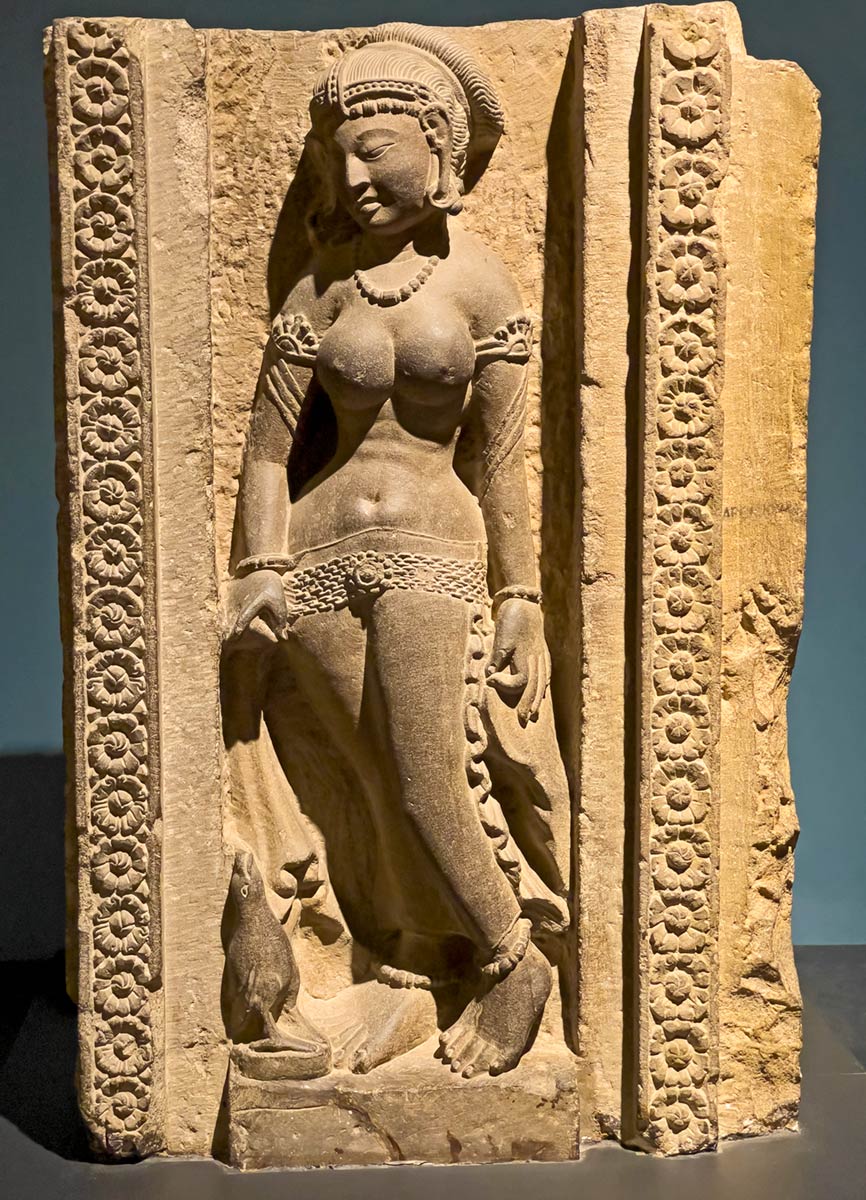 Музей Патна Бихар, женская скульптура
