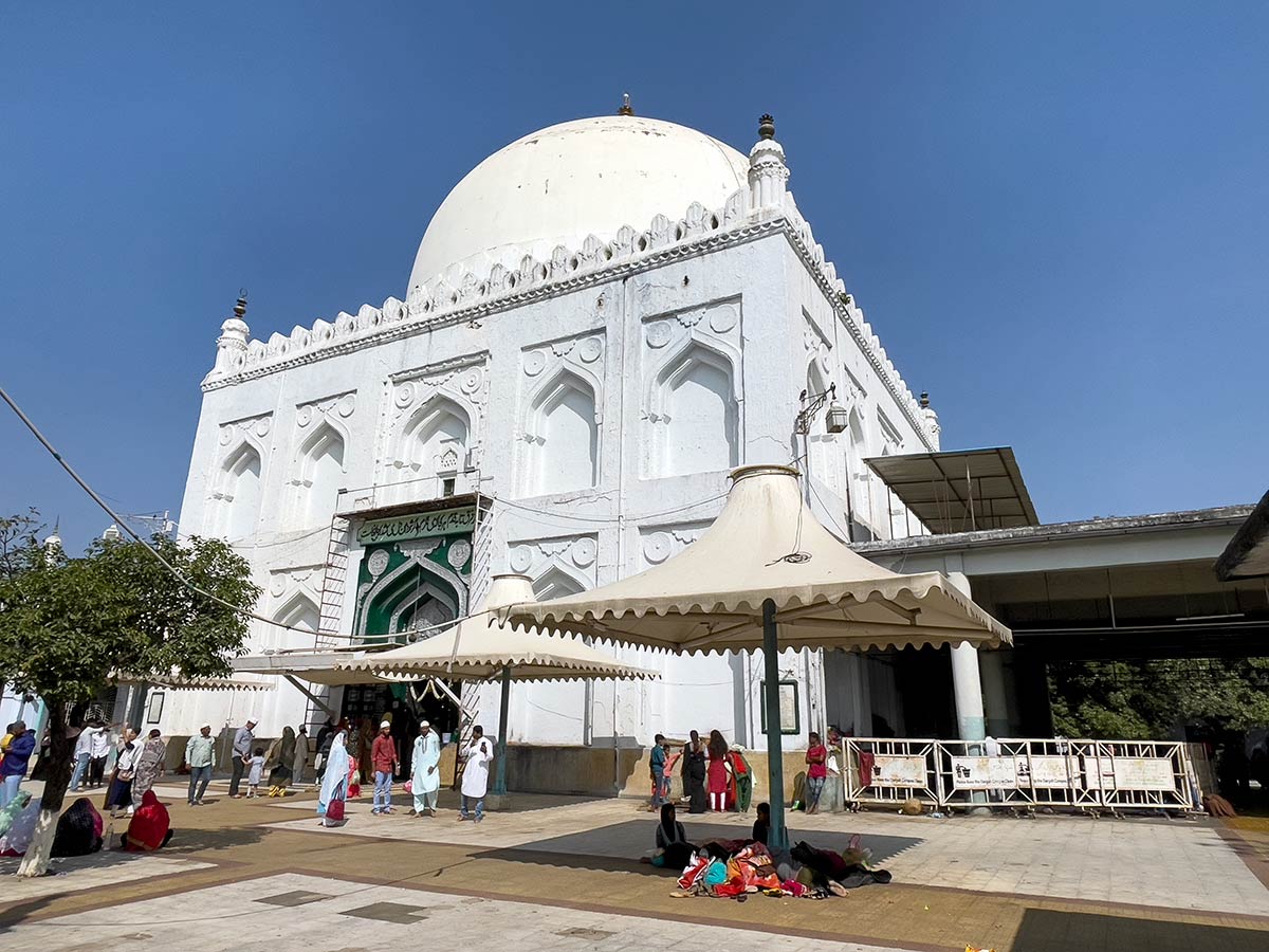 Dargah (Grab) von Khwaja Gesudarez, Gulbarga