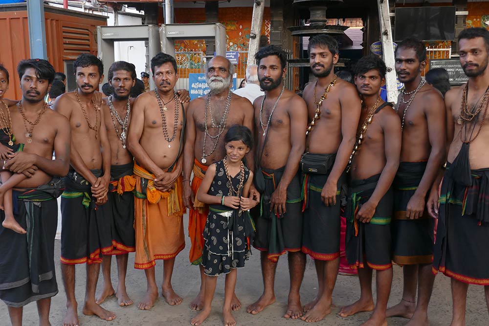 Ayappa-Anhänger im Sri-Krishna-Tempel, Guruvayur