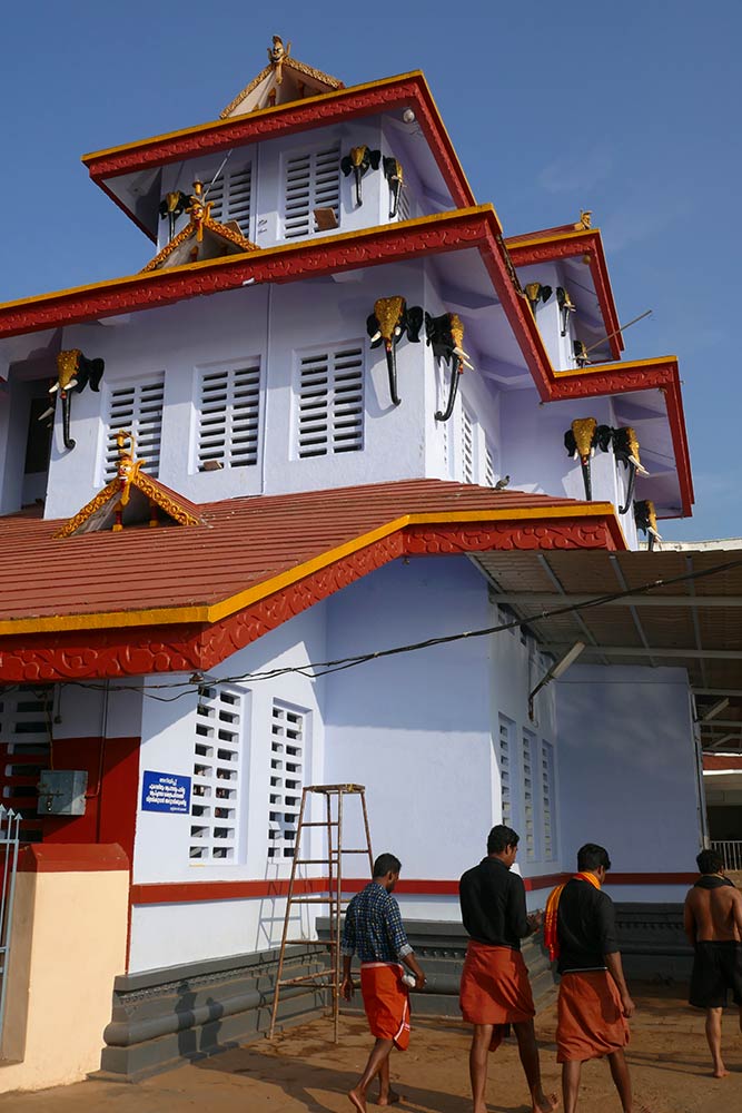 Ayappa-Anhänger im Parassinikkadavu Muthappan-Tempel, Karinkalkuzhi
