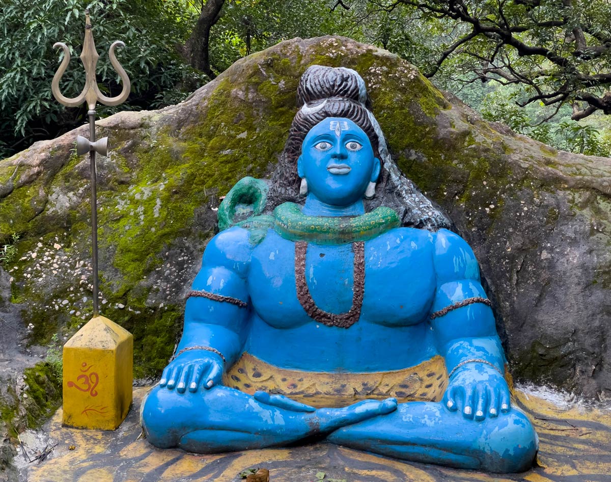 Estatura de Shiva, Templo Jatashankar, Pachmarhi