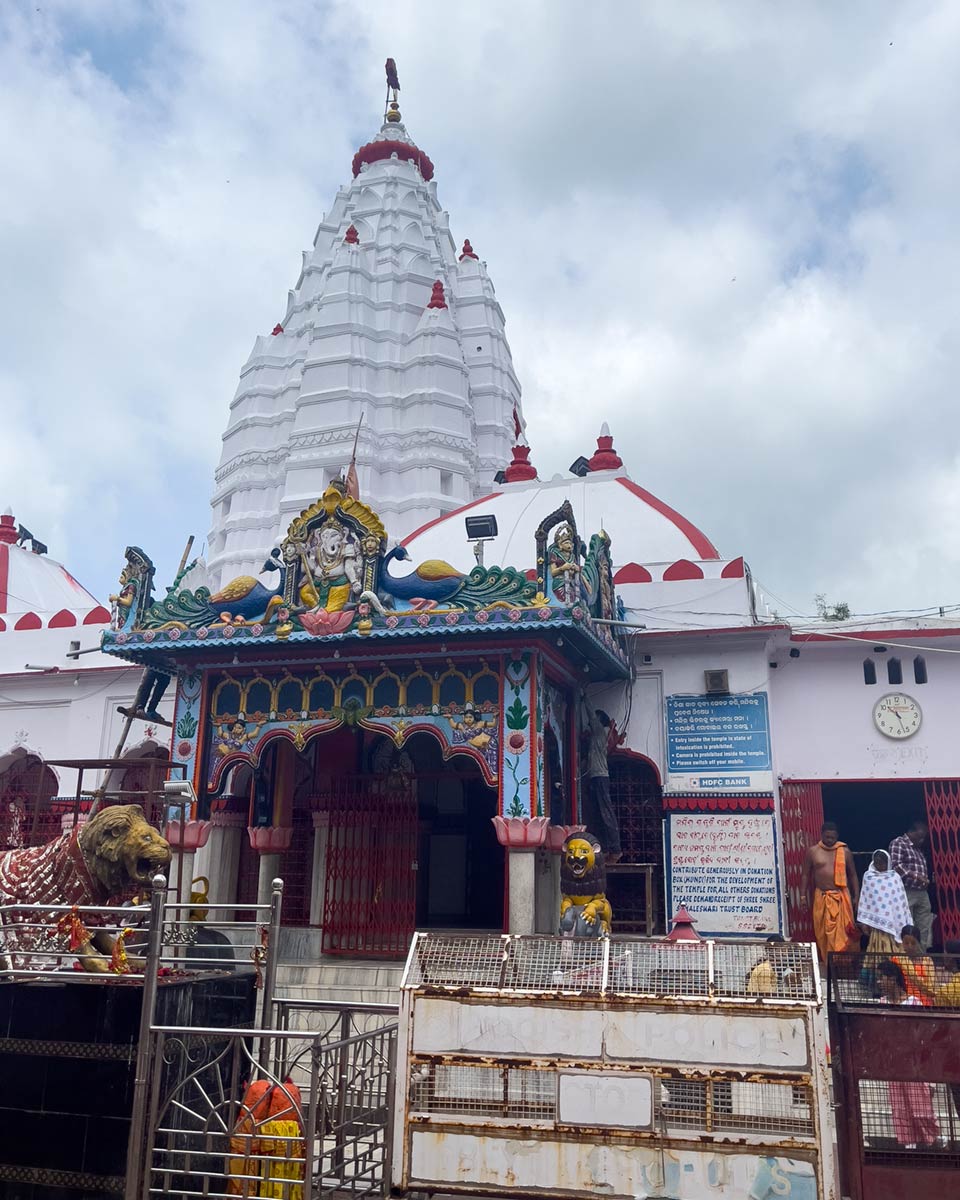 Maa Samaleswari-Tempel, Burla