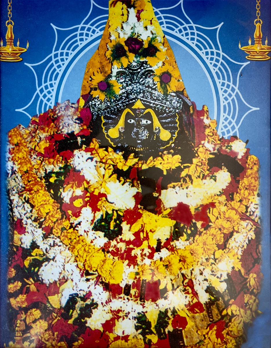 Fotografía del icono del templo Biraja, Jajpur