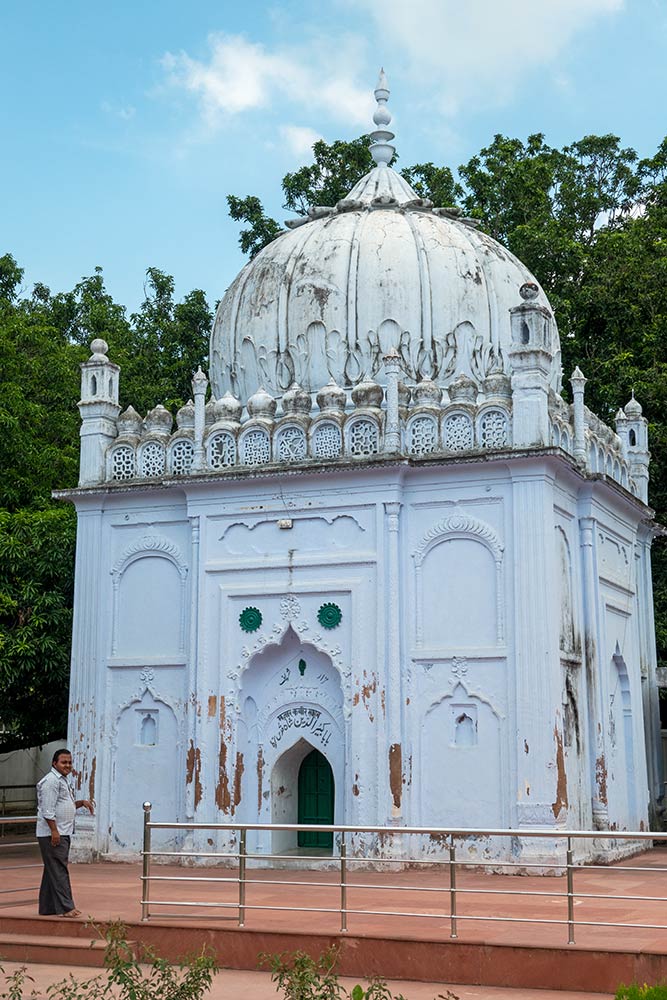 Saint Kabir Samadhi (lieu de sépulture), Magahar