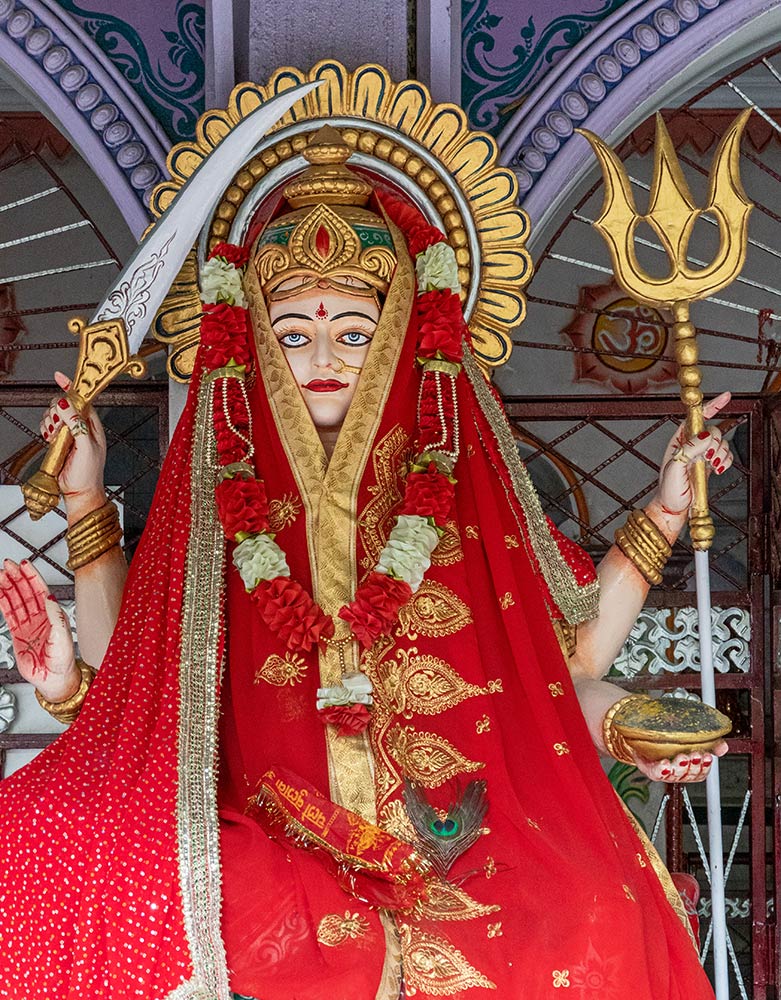 Tanrıça Parvati, Tapkeshwar Shiva Tapınağı, Dehradun, Uttarakhand heykeli