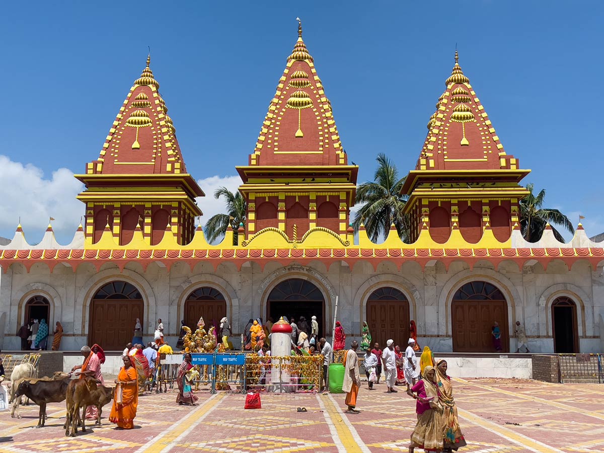 معبد كابيل موني ، جانجاساغار ، جزيرة ساجار