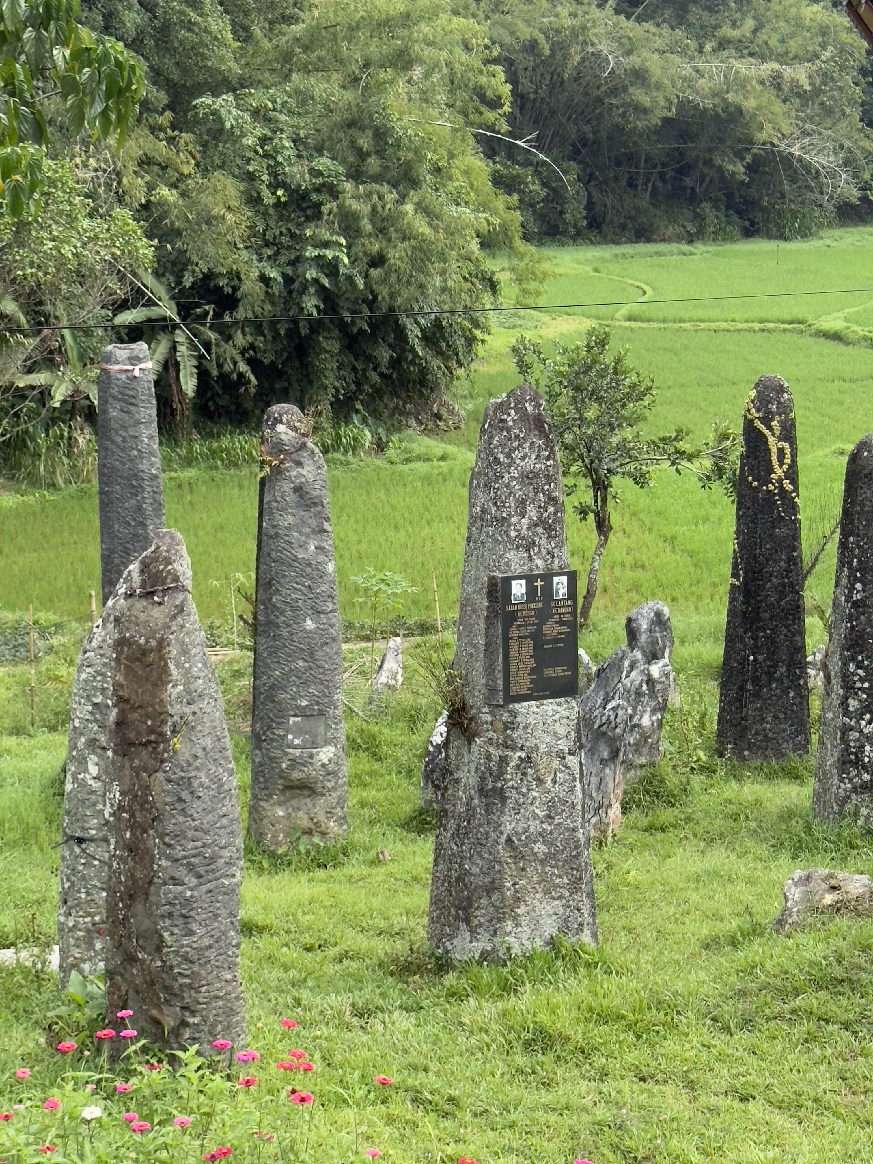 Objek Wisata Rante Sirrin, Sulawesi