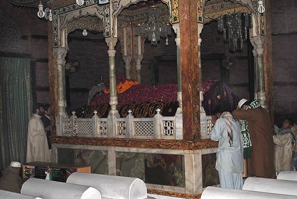 Shah Rukn-e-Alam-en mausoleoa, Multan