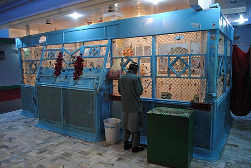 Sanctuaire de Sadruddin Badsha, Sukkur
