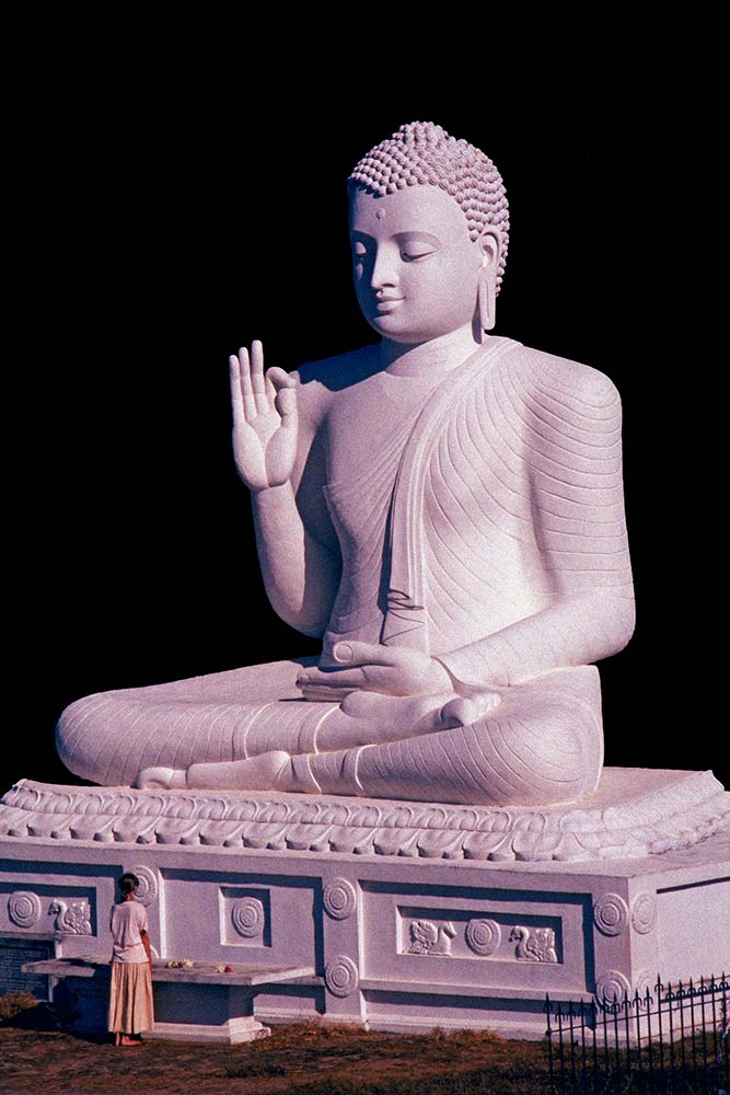 Estatua de Buda Mihintale