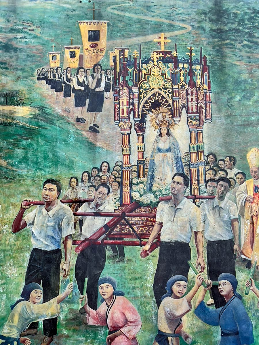 Chiesa cattolica di Wanjin, Wanjin (dipinto di devoti che portano la statua di Maria)