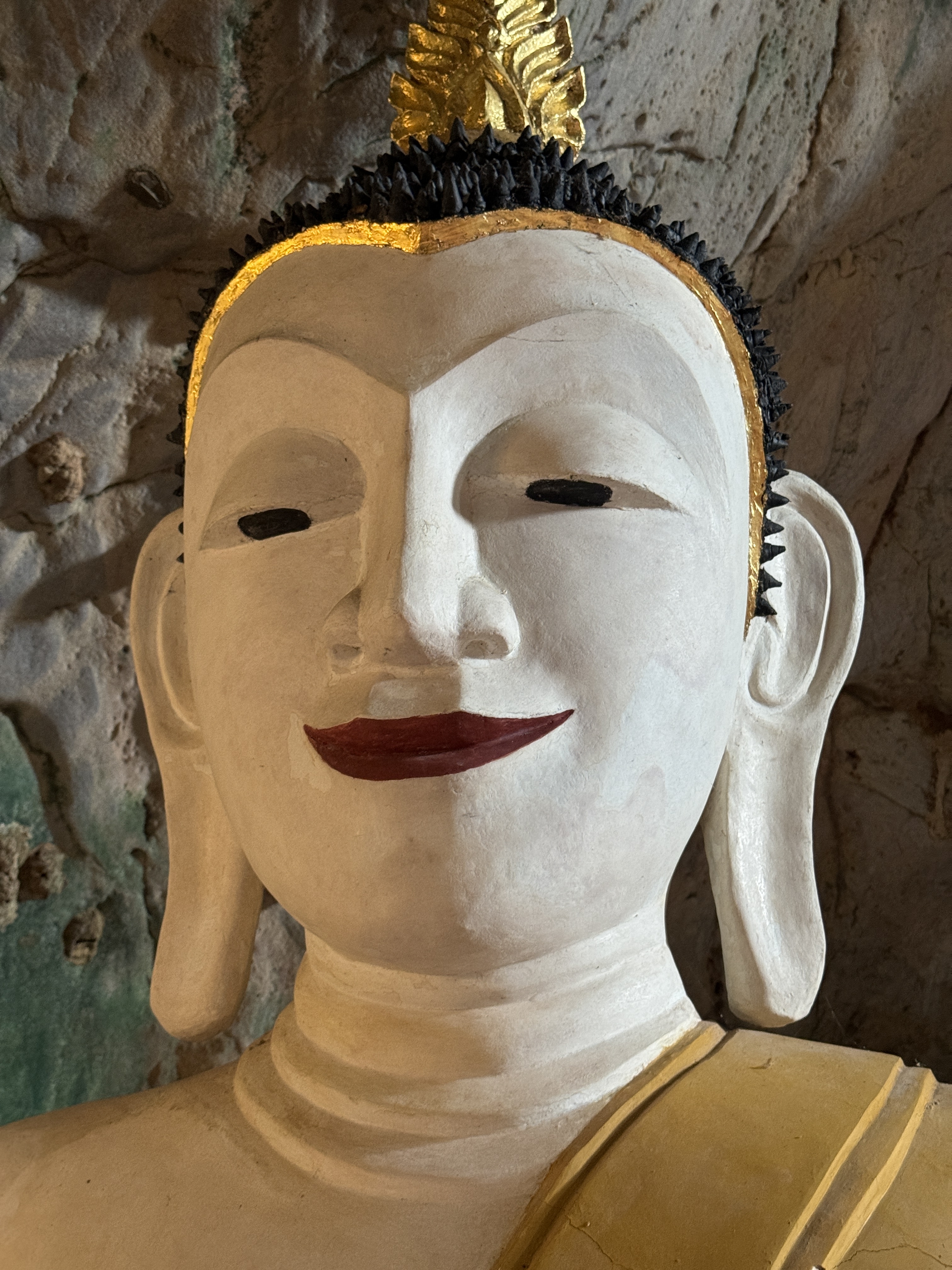 Wat Khuhapimuk cave temple, Yala