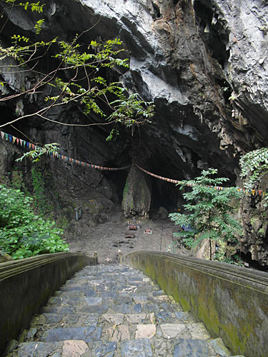 Pagoda dei Profumi, Chua Huong