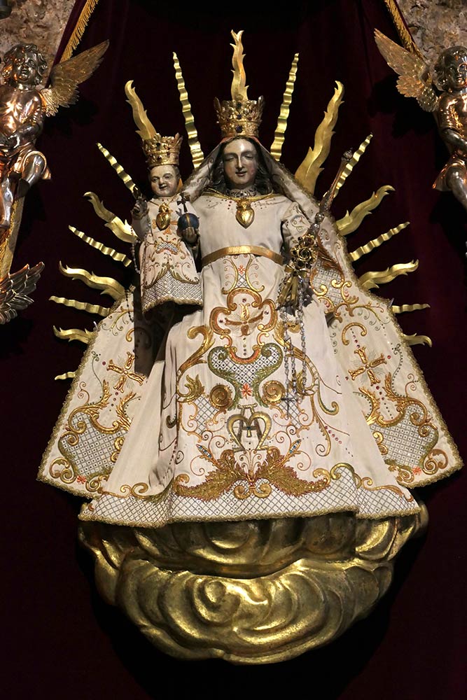 Mariastein Manastırı, bebek İsa tutan Meryem simgesi