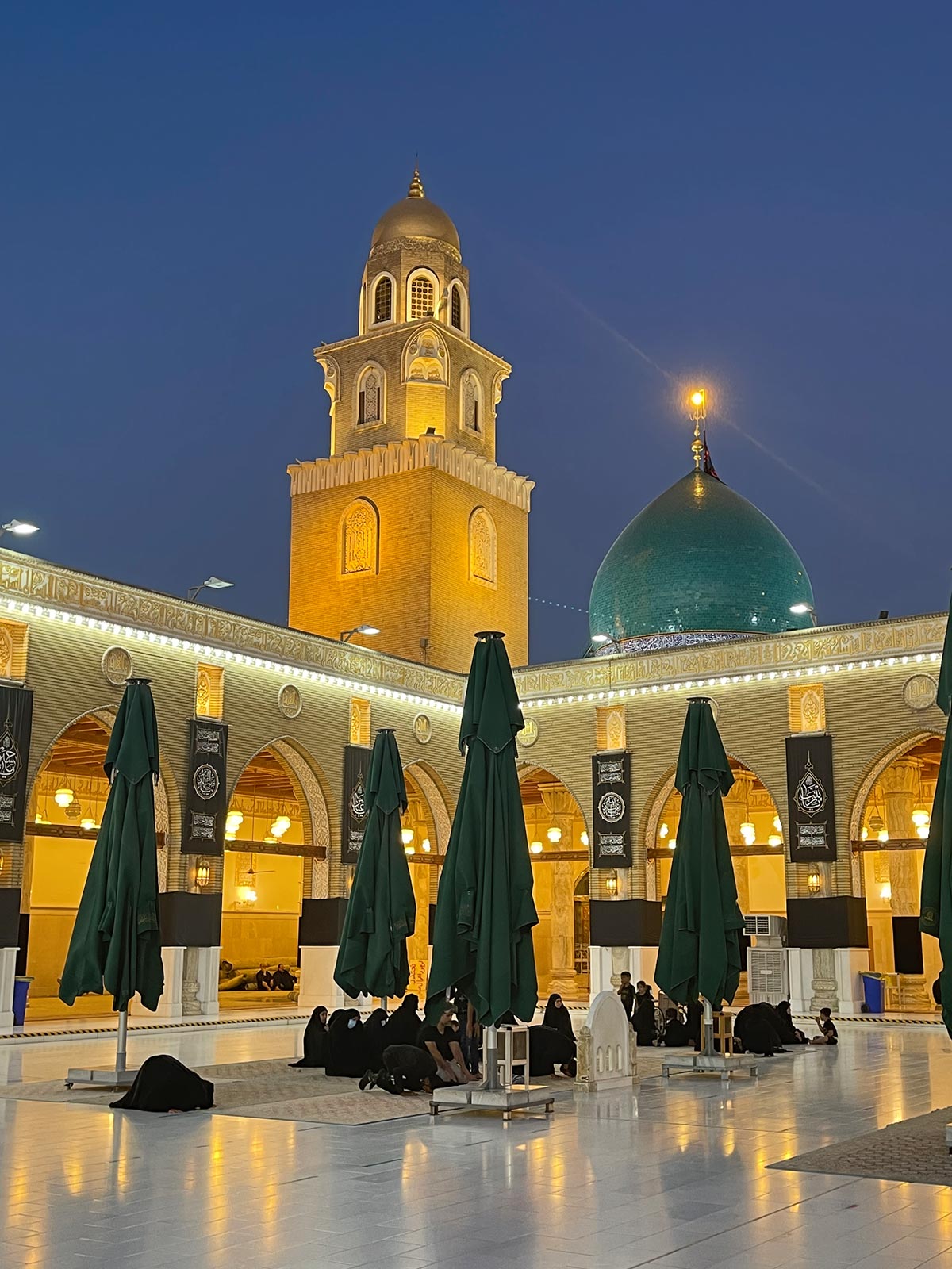 कुफ़ा मस्जिद, मुस्लिम इब्न अकील और हानी इब्न उरवा, कूफ़ा के तीर्थ