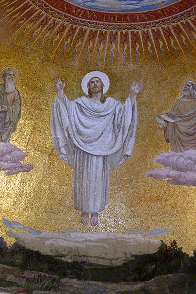 Mosaic above altar showing Transfiguration of Jesus