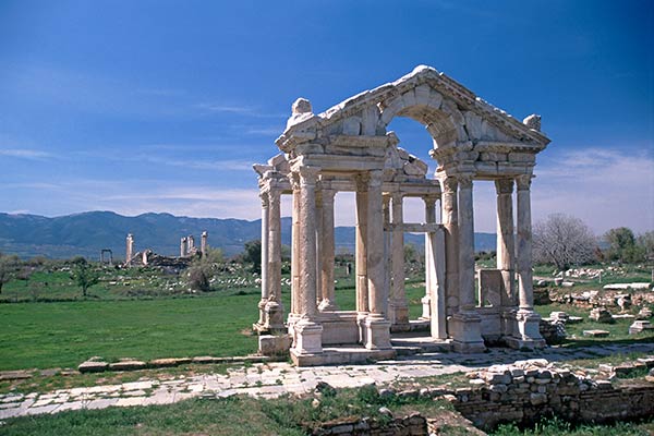 Portti Aphroditen temppeliin, Aphrodisiasin rauniot